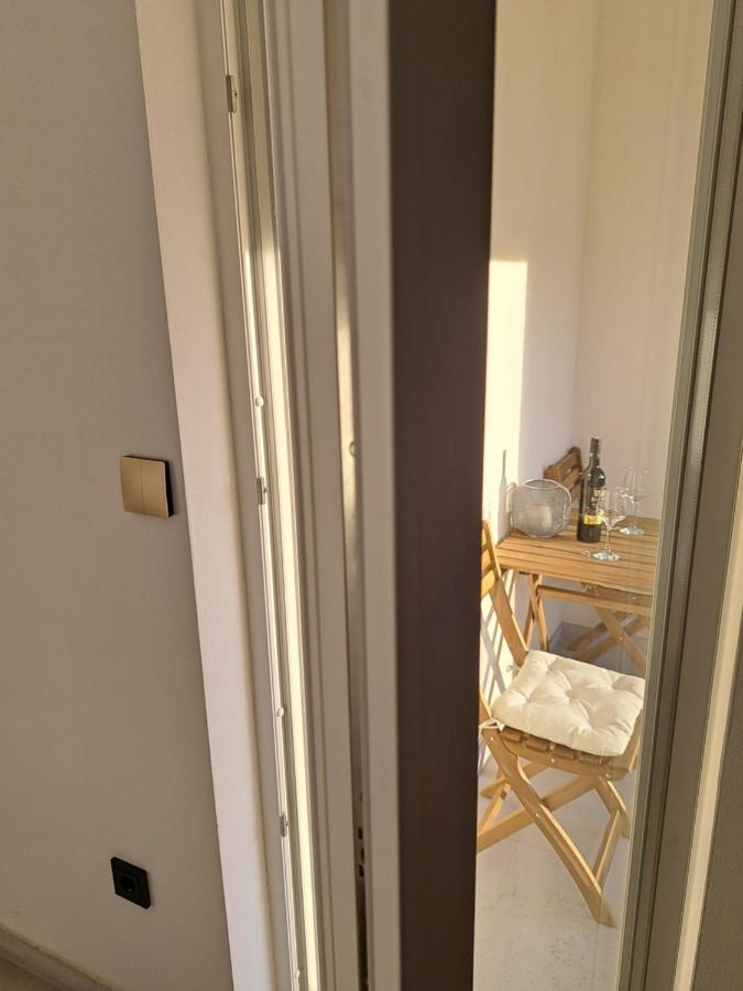 Appartamento Mala Smokva Vir Esterno foto