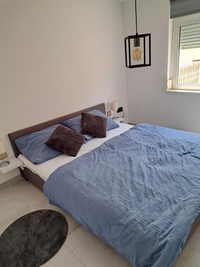 Appartamento Mala Smokva Vir Esterno foto