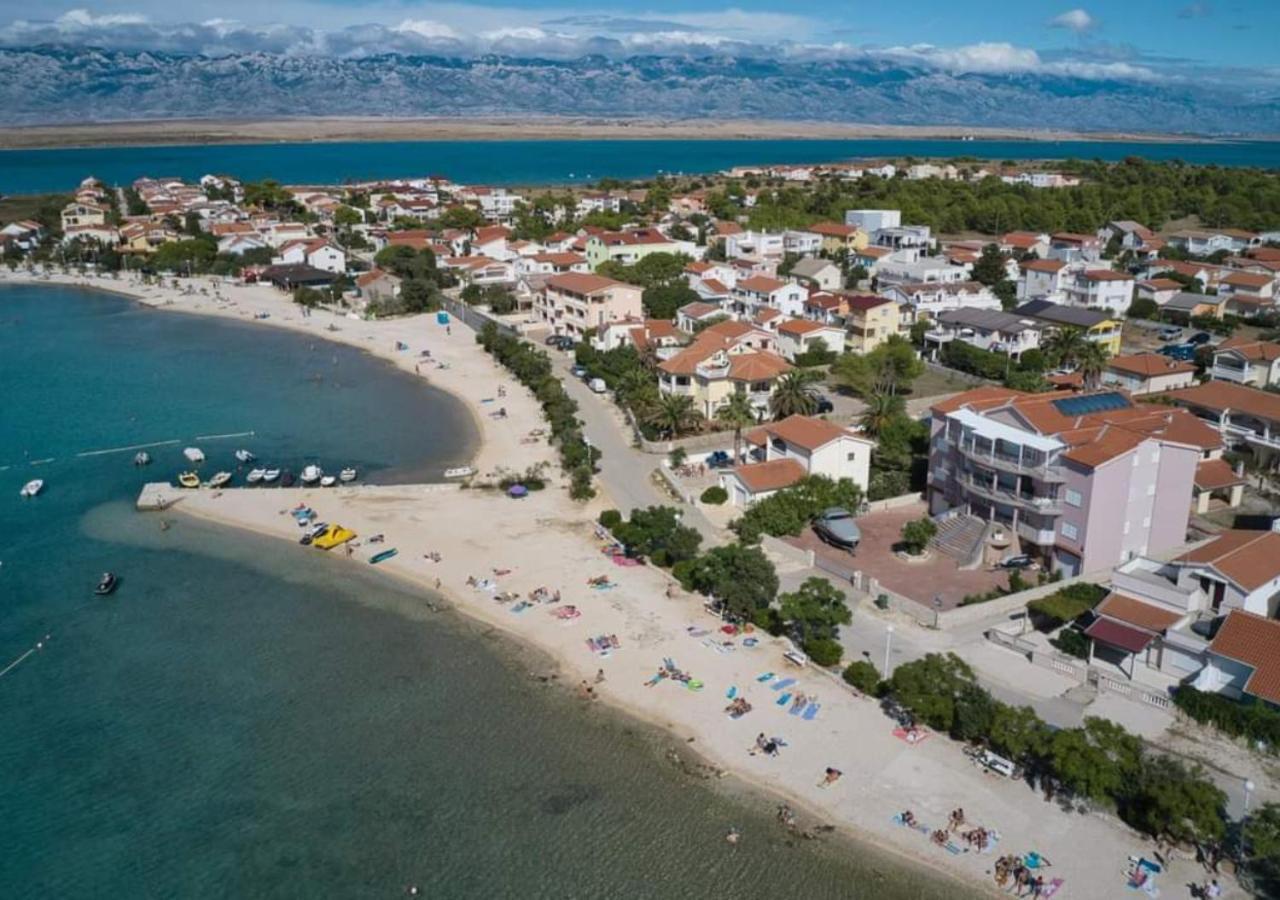 Appartamento Mala Smokva Vir Esterno foto
